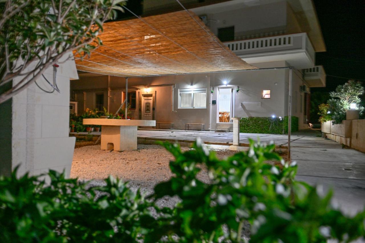 Mpoulakis Apt 98 Kissamos Ngoại thất bức ảnh